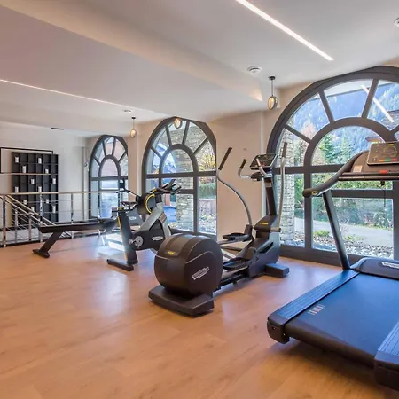 La Cordee 504 - Year Шамоні