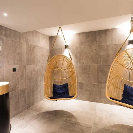 La Cordee 504 - Year * Шамоні