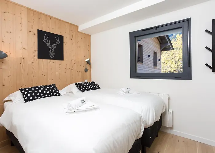 La Cordee 504 - Year * Chamonix