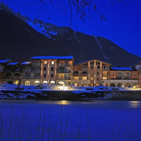 La Cordee 504 - Year Chamonix