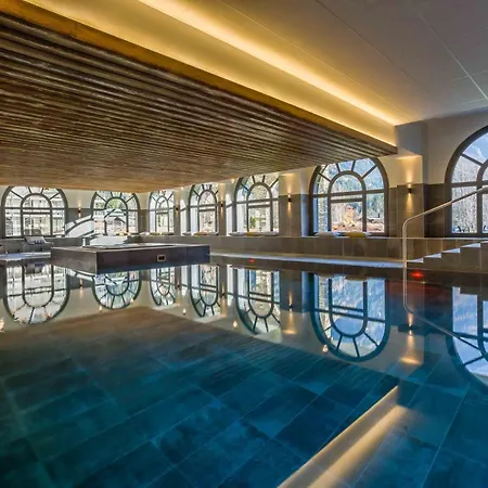 La Cordee 504 - Year *